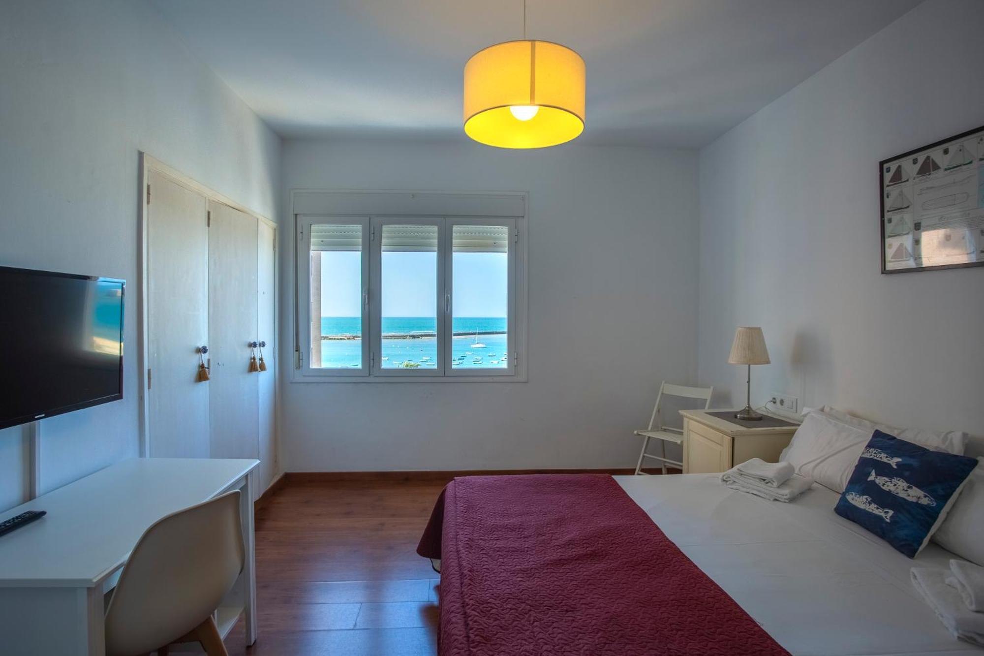 Oceano Family Free Parking By Cadiz4rentals
